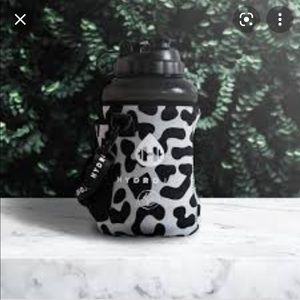 KInsey Camp Hydrojug Sleeve